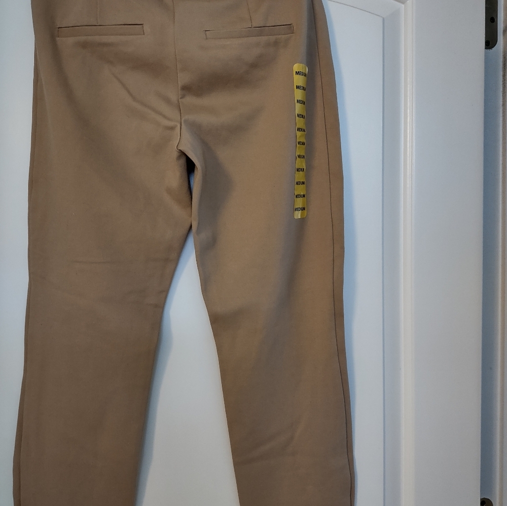 NWT Women's Ponte Pant - Picture 4 of 4